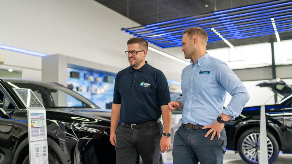 Dealer Auction | Luscombe's showroom